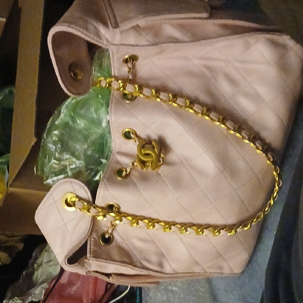 CHANEL Pink Leather 25 Mini Hobo Vintage Gold Toat Bag